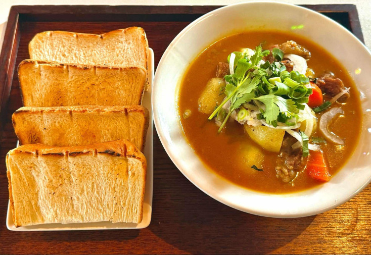 ▼ベトナム風ビーフシチューセット